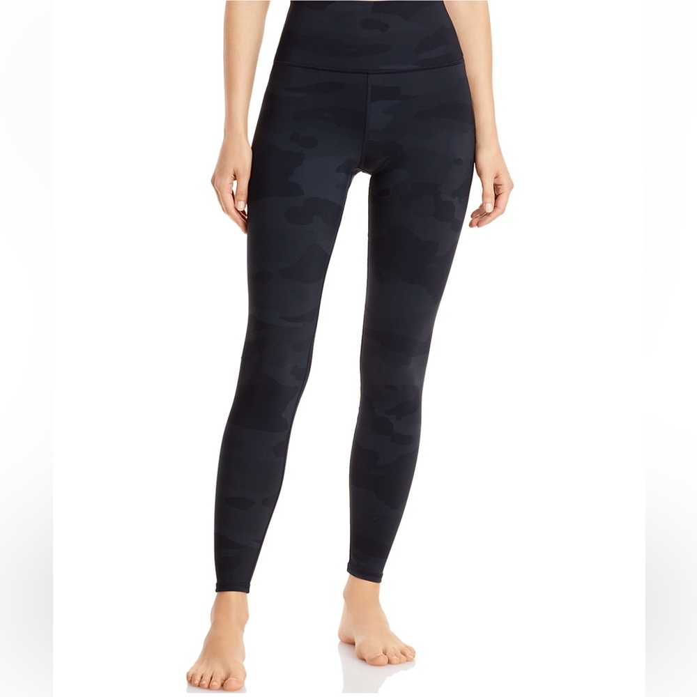 Alo Yoga camo leggings